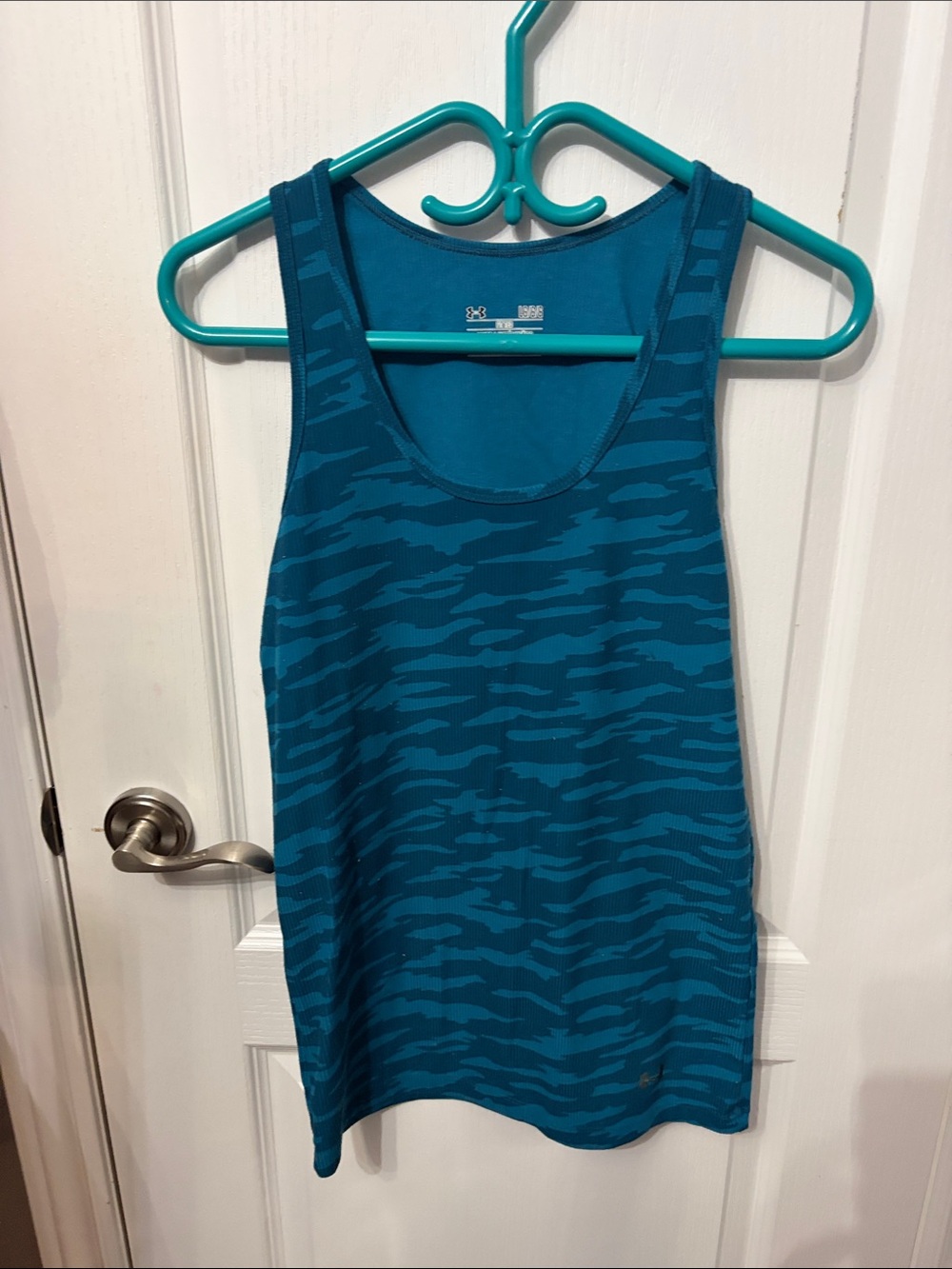 Under Armour Teal Patterned Racerback Tank Top